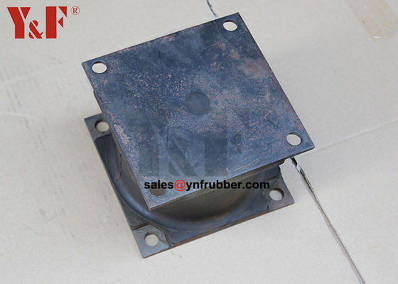 Compactor negro montajes aislantes de caucho absorbedores de choques industriales